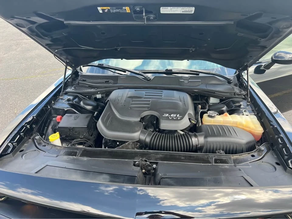 2017 Dodge Challenger 3rd Gen - Image 8 of 10