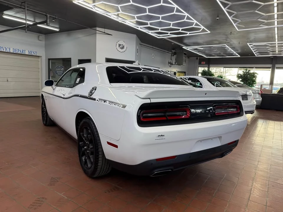 2017 Dodge Challenger 3rd Gen - Image 4 of 19