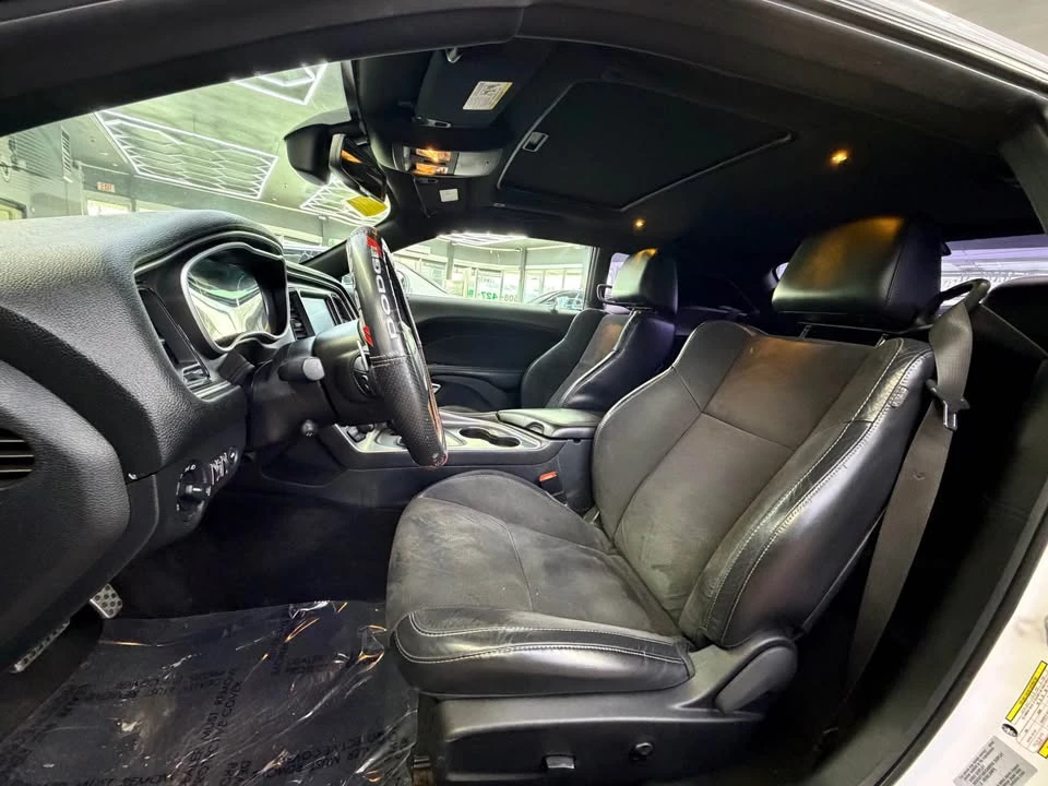 2017 Dodge Challenger 3rd Gen - Image 12 of 19