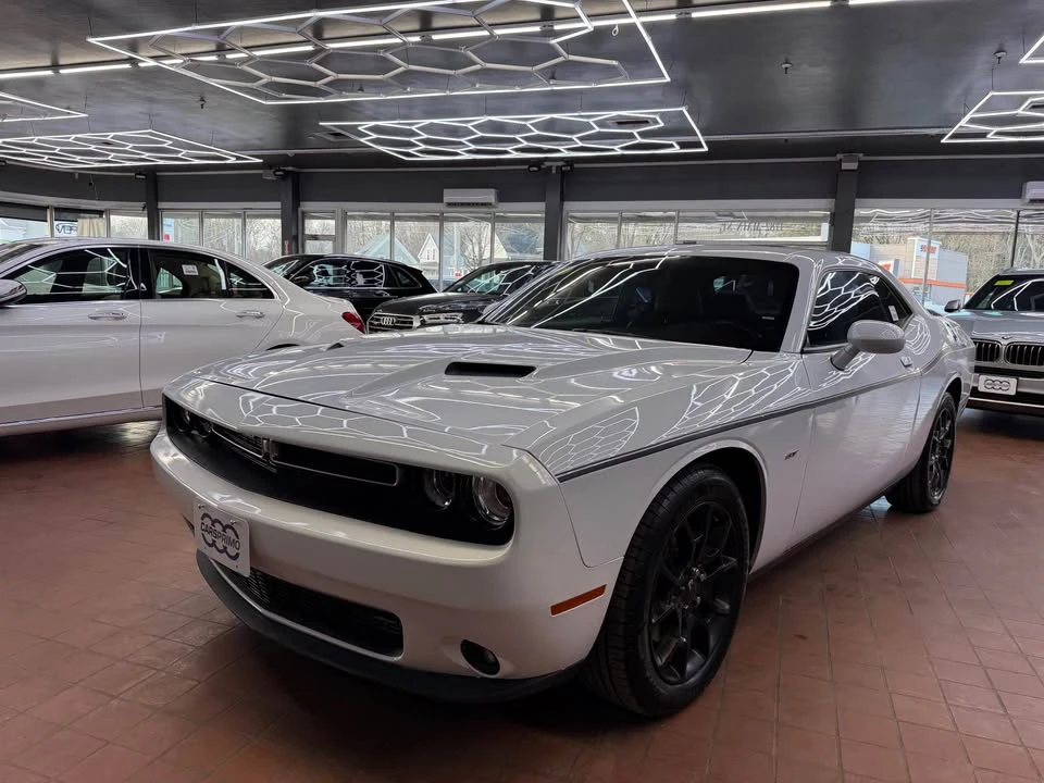 2017 Dodge Challenger 3rd Gen - Image 6 of 19