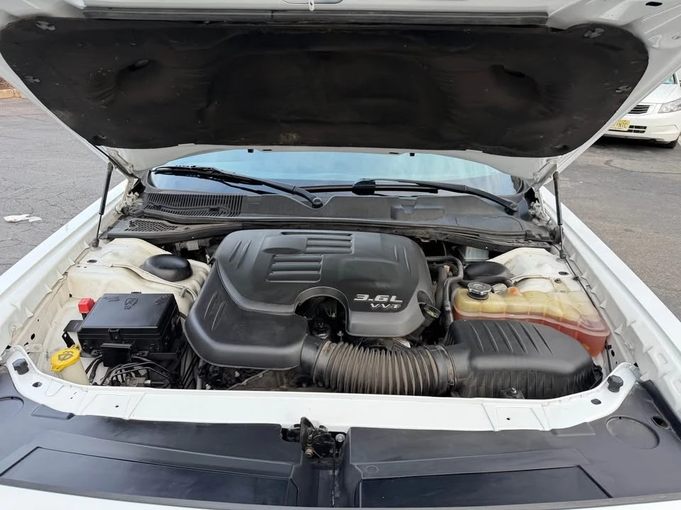 2017 Dodge Challenger 3rd Gen - Image 16 of 17