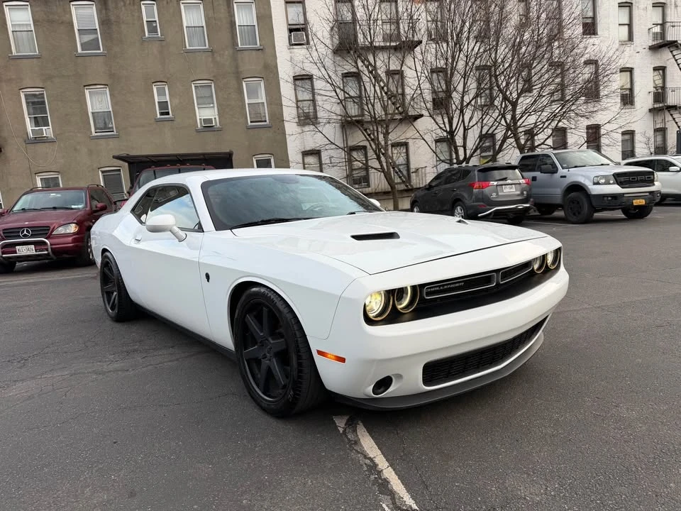 2017 Dodge Challenger 3rd Gen - Image 2 of 17