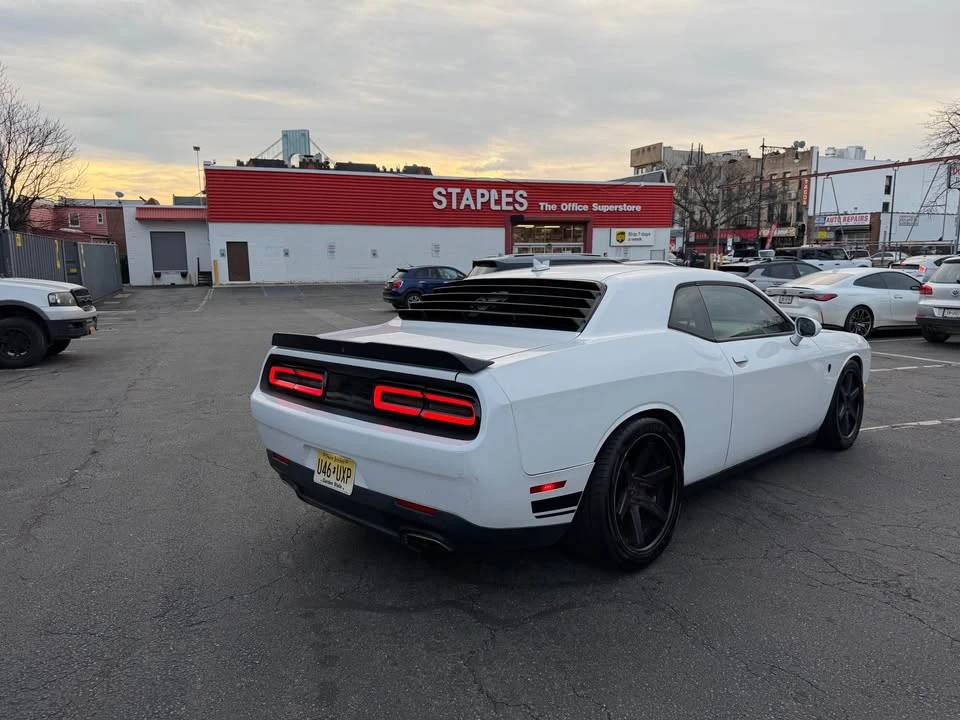 2017 Dodge Challenger 3rd Gen - Image 4 of 17