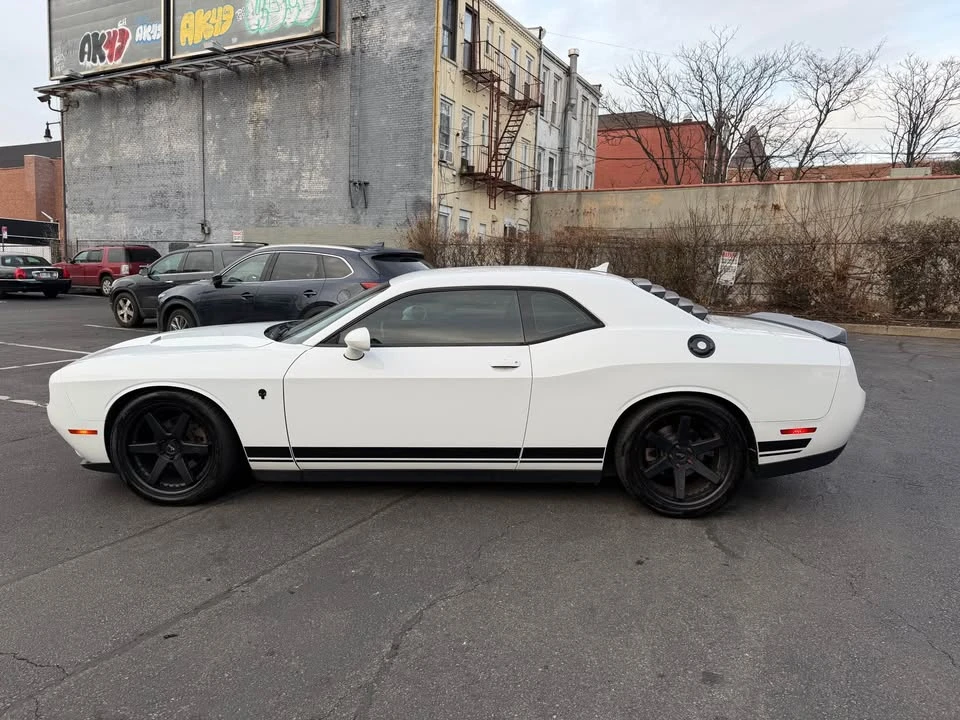 2017 Dodge Challenger 3rd Gen - Image 7 of 17