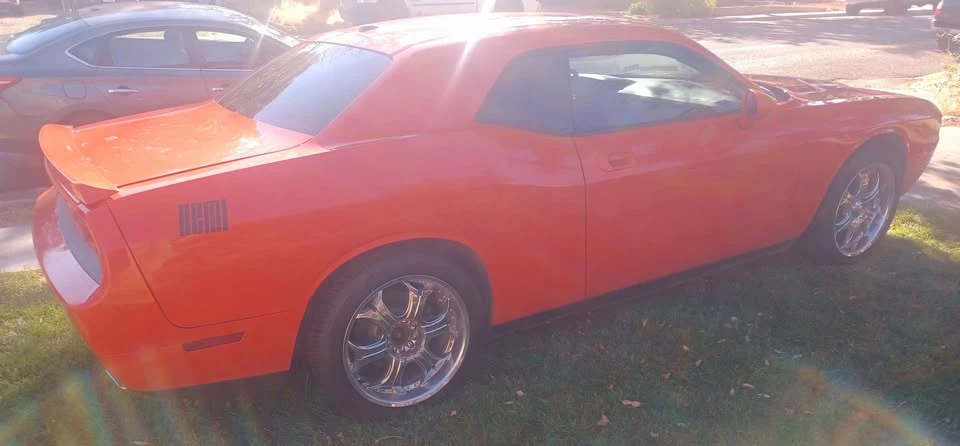 2017 Dodge Challenger 3rd Gen - Image 2 of 5