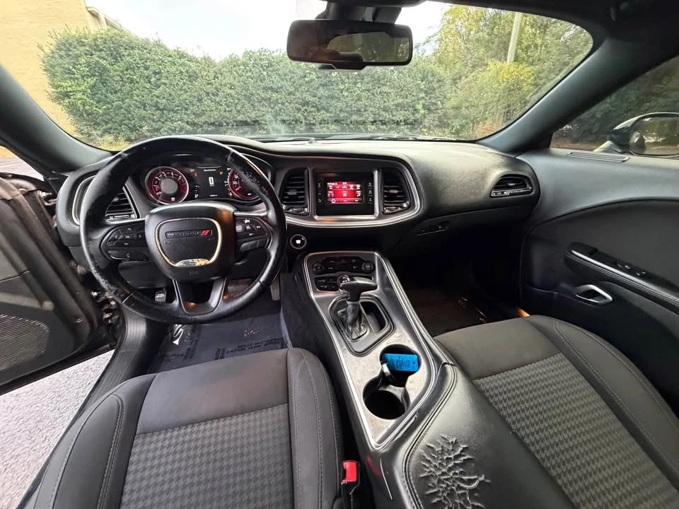 2017 Dodge Challenger 3rd Gen - Image 16 of 20