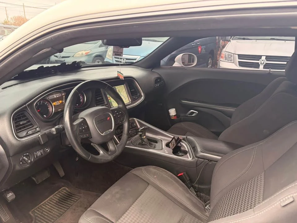 2017 Dodge Challenger 3rd Gen - Image 15 of 19
