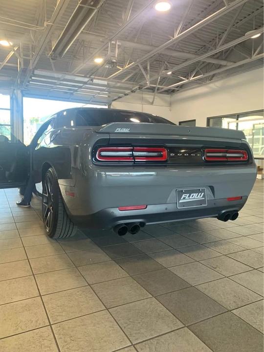 2017 Dodge Challenger 3rd Gen - Image 2 of 8