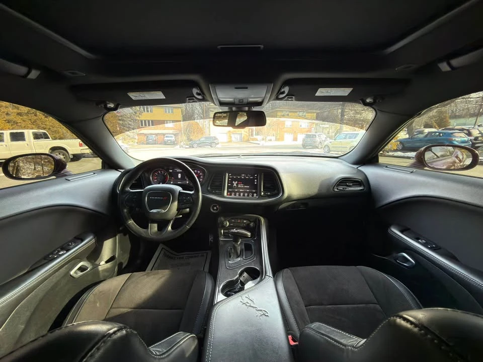 2017 Dodge Challenger 3rd Gen - Image 10 of 17