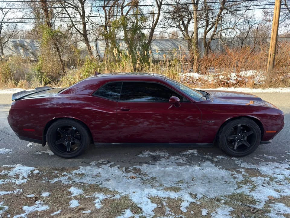 2017 Dodge Challenger 3rd Gen - Image 6 of 17