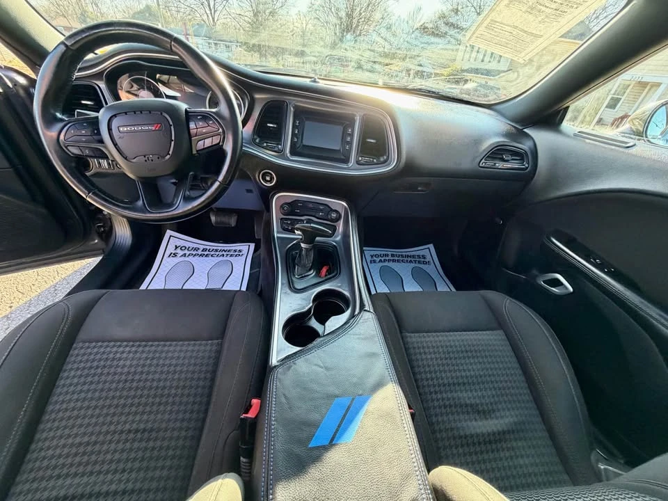 2017 Dodge Challenger 3rd Gen - Image 4 of 6