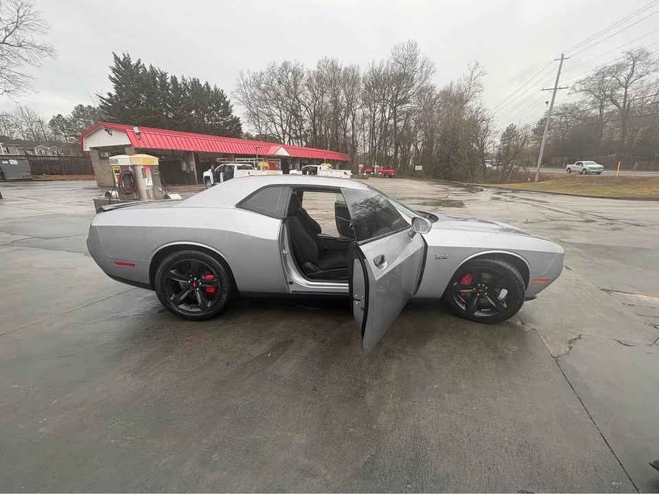 2017 Dodge Challenger 3rd Gen - Image 4 of 6