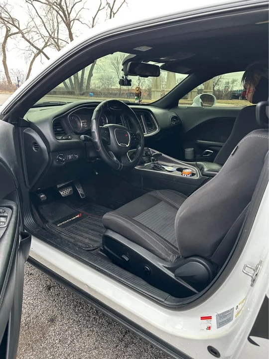 2017 Dodge Challenger 3rd Gen - Image 3 of 6