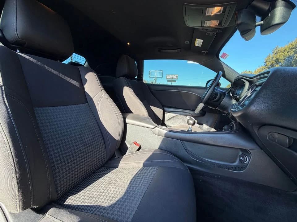 2017 Dodge Challenger 3rd Gen - Image 11 of 15