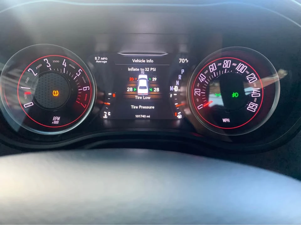 2017 Dodge Challenger 3rd Gen - Image 8 of 9