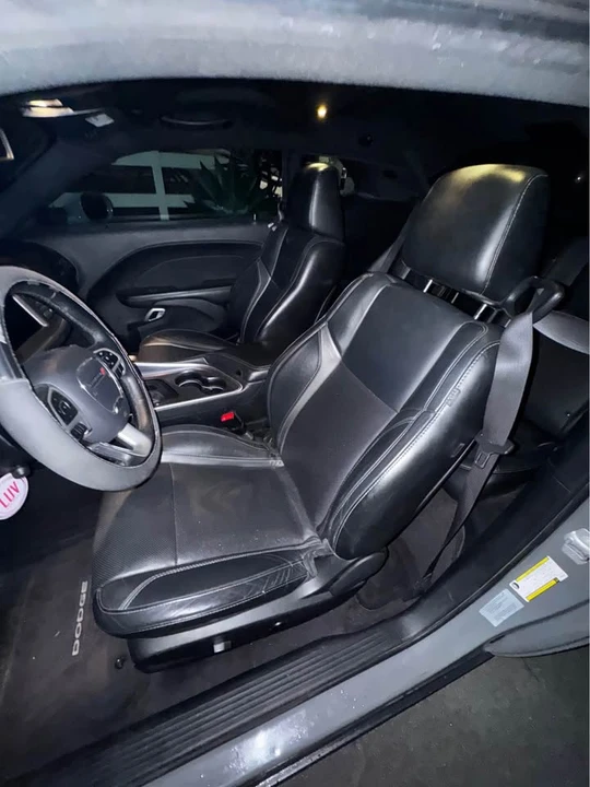 2017 Dodge Challenger 3rd Gen - Image 10 of 15