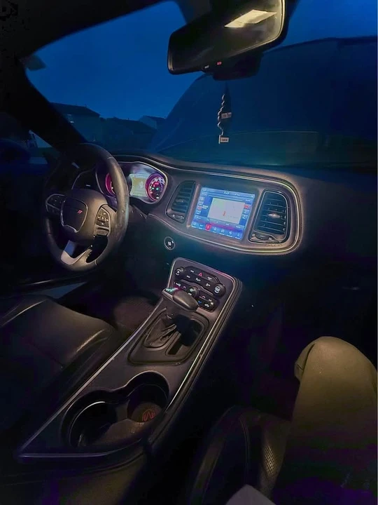 2017 Dodge Challenger 3rd Gen - Image 11 of 18
