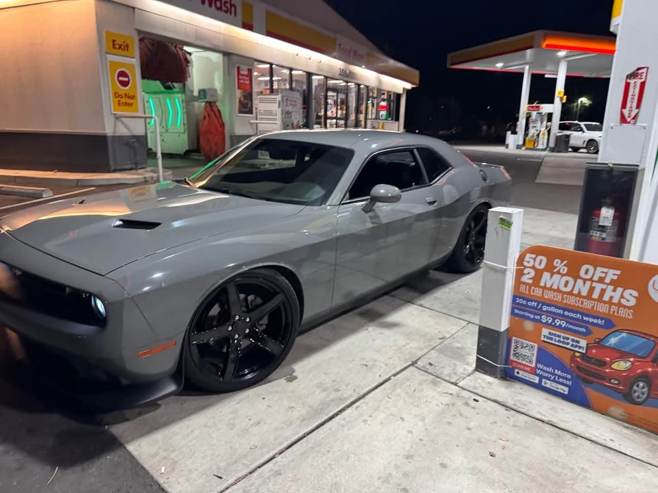 2017 Dodge Challenger 3rd Gen - Image 4 of 6