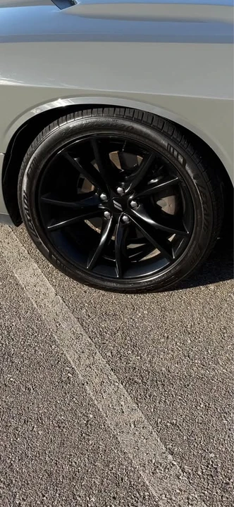 2017 Dodge Challenger 3rd Gen - Image 9 of 14