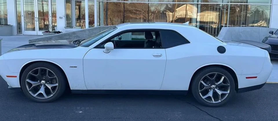 2017 Dodge Challenger 3rd Gen - Image 4 of 13