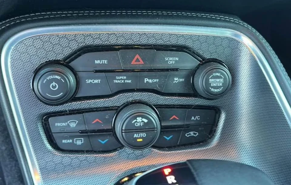 2017 Dodge Challenger 3rd Gen - Image 11 of 13