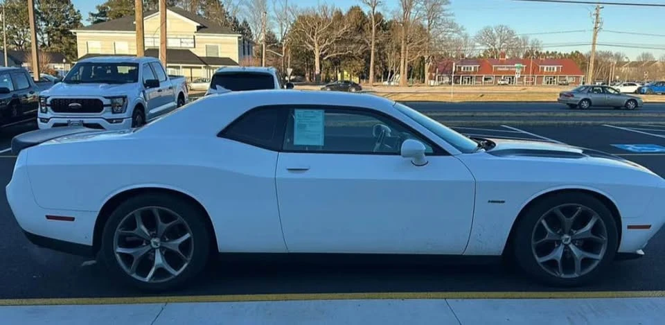2017 Dodge Challenger 3rd Gen - Image 5 of 13