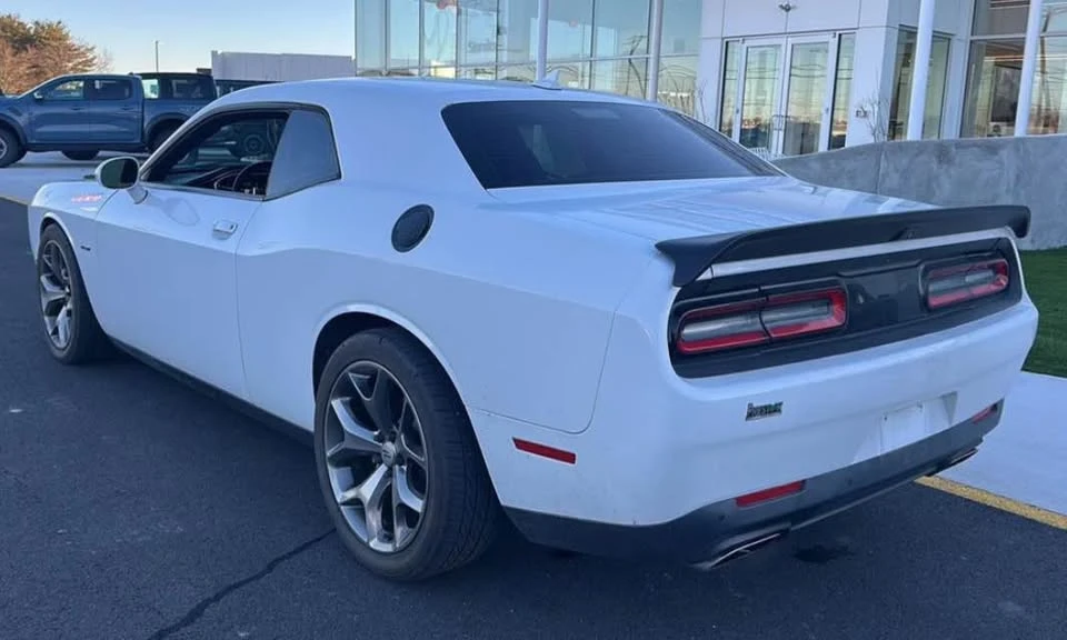 2017 Dodge Challenger 3rd Gen - Image 3 of 13
