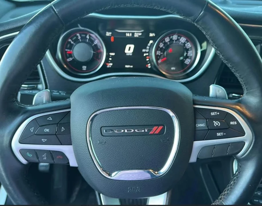 2017 Dodge Challenger 3rd Gen - Image 10 of 13