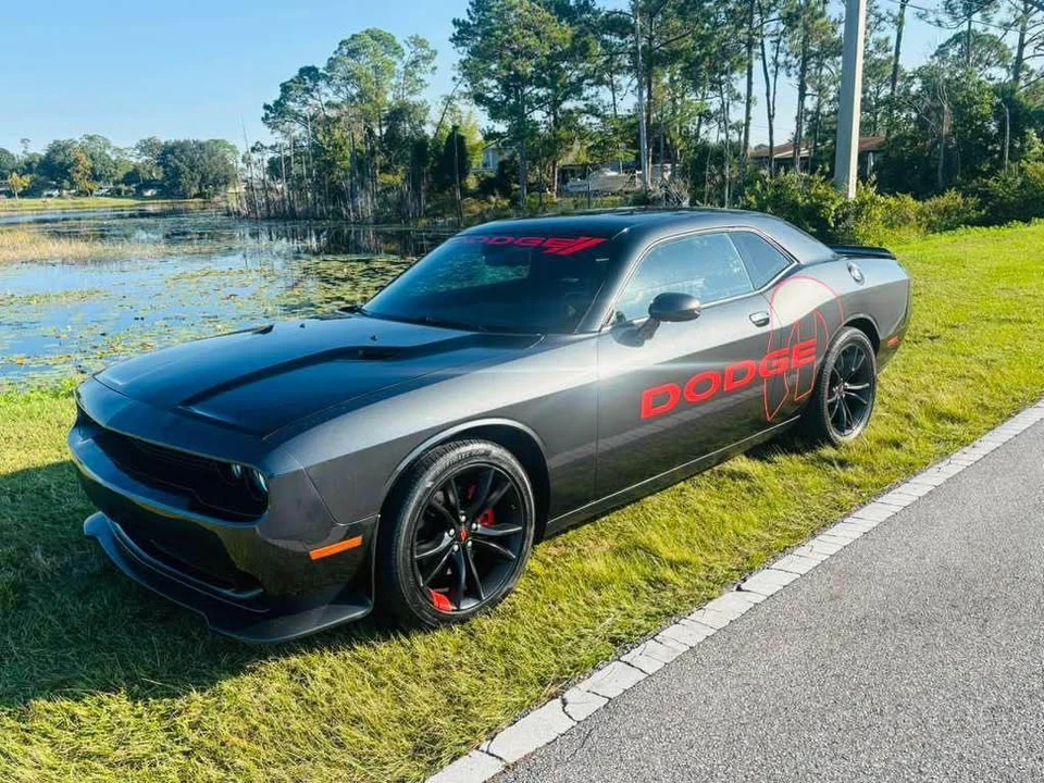 2017 Dodge Challenger 3rd Gen - Image 9 of 20