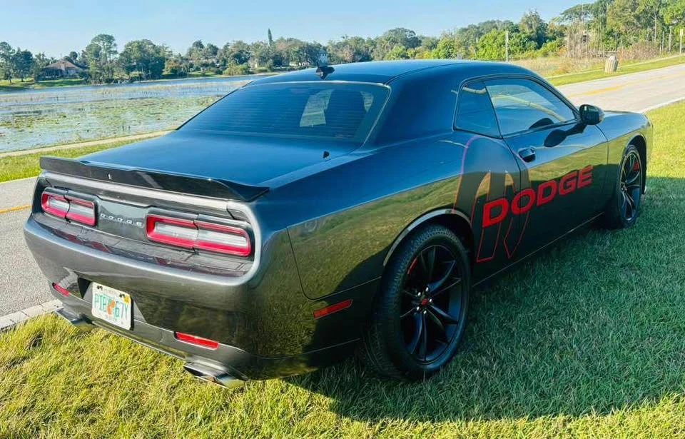 2017 Dodge Challenger 3rd Gen - Image 11 of 20