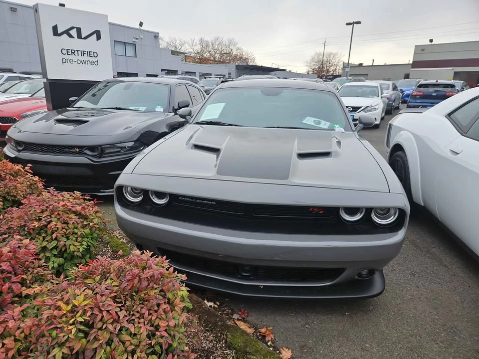 2017 Dodge Challenger SRT8 & 392 3rd Gen - Image 5 of 7