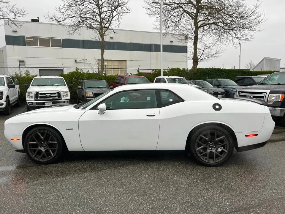 2017 Dodge Challenger 3rd Gen - Image 10 of 15