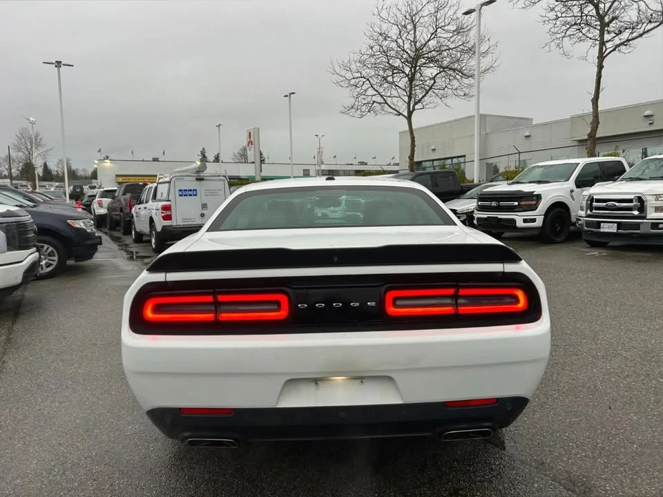 2017 Dodge Challenger 3rd Gen - Image 5 of 16