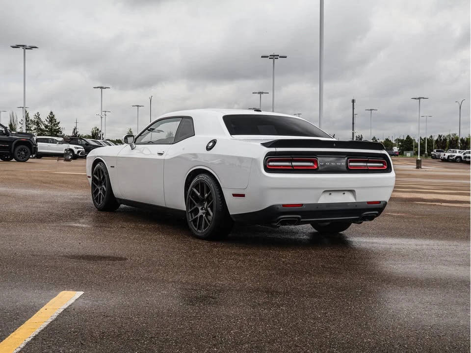 2017 Dodge Challenger 3rd Gen - Image 5 of 8