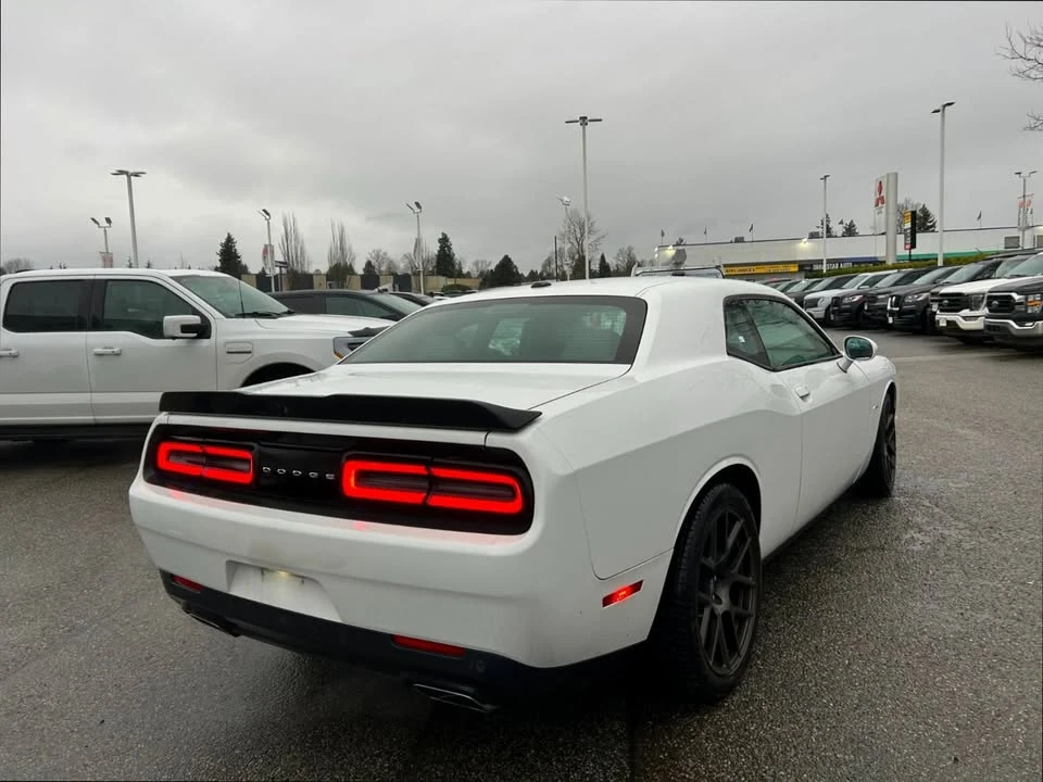 2017 Dodge Challenger 3rd Gen - Image 4 of 17