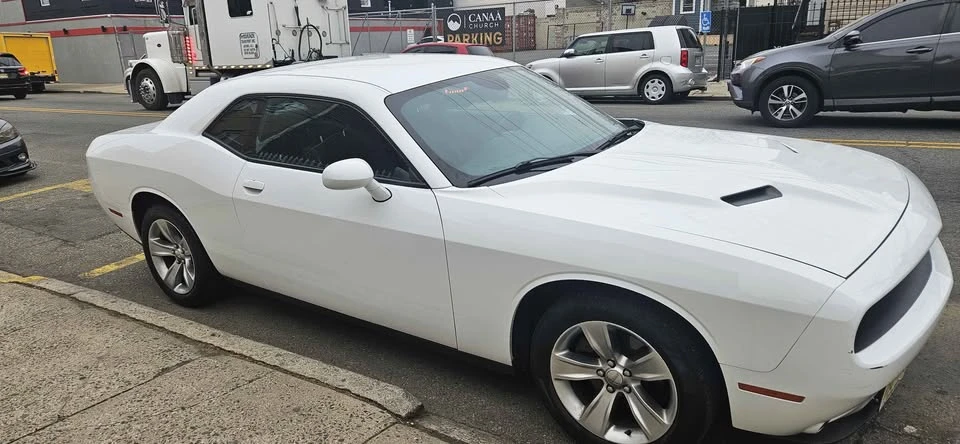 2017 Dodge Challenger 3rd Gen - Image 6 of 16
