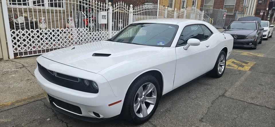 2017 Dodge Challenger 3rd Gen - Image 7 of 16