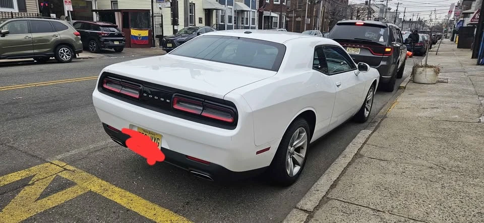 2017 Dodge Challenger 3rd Gen - Image 3 of 16