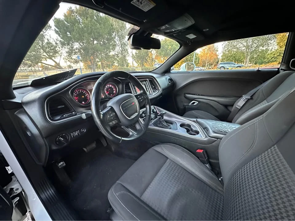 2017 Dodge Challenger 3rd Gen - Image 8 of 10