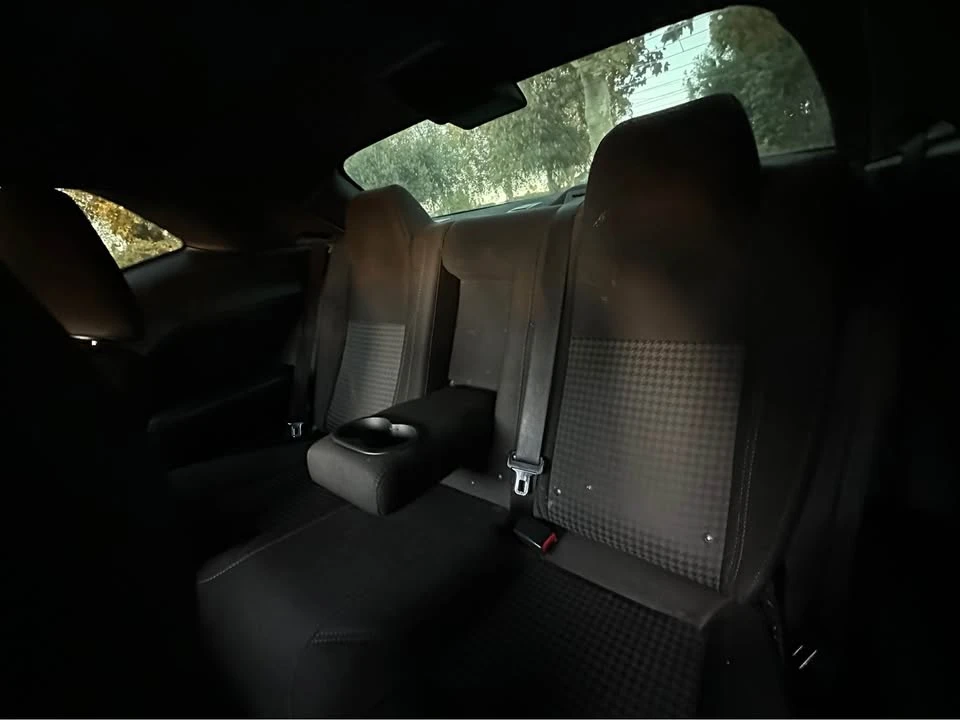 2017 Dodge Challenger 3rd Gen - Image 9 of 10