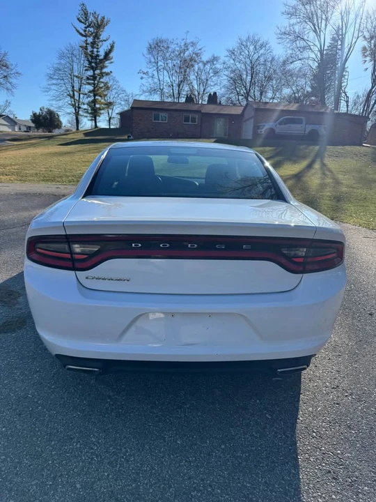 2017 Dodge Challenger 3rd Gen - Image 5 of 18