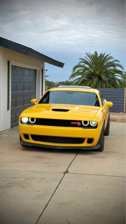 2017 Dodge Challenger SRT Hellcat 3rd Gen - Image 6 of 9