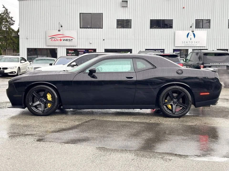 2017 Dodge Challenger SRT Hellcat 3rd Gen - Image 10 of 20