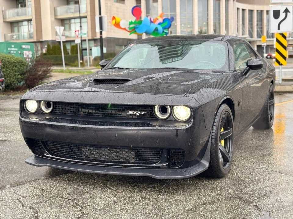 2017 Dodge Challenger SRT Hellcat 3rd Gen - Image 12 of 20