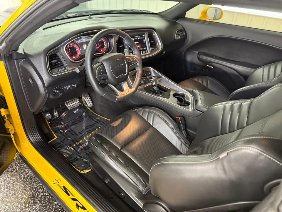 2017 Dodge Challenger SRT Hellcat 3rd Gen - Image 15 of 19
