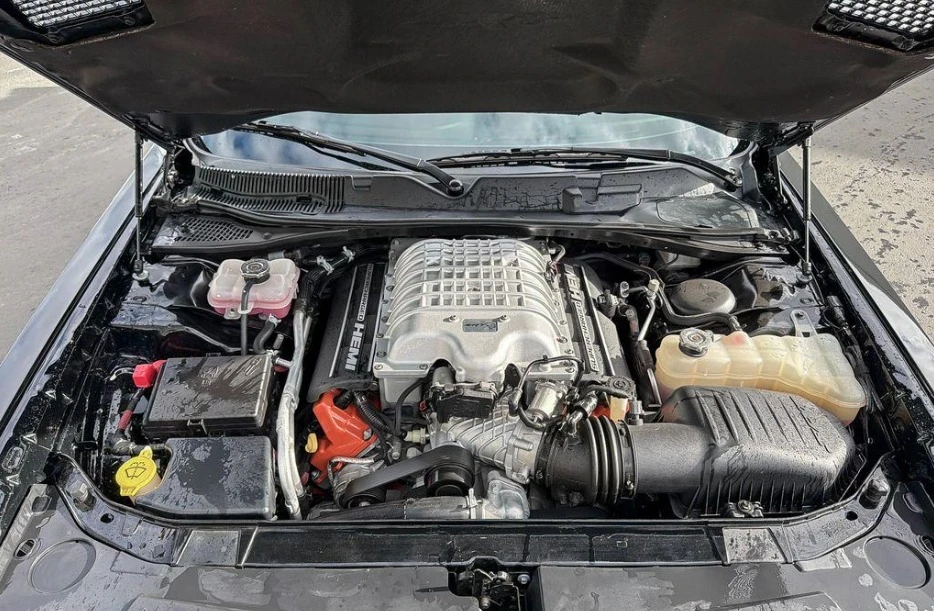 2017 Dodge Challenger SRT Hellcat 3rd Gen - Image 2 of 9