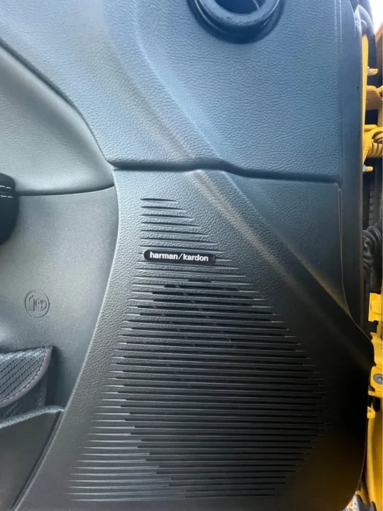 2017 Dodge Challenger SRT Hellcat 3rd Gen - Image 10 of 14