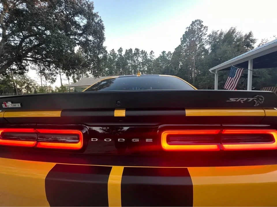 2017 Dodge Challenger SRT Hellcat 3rd Gen - Image 5 of 14