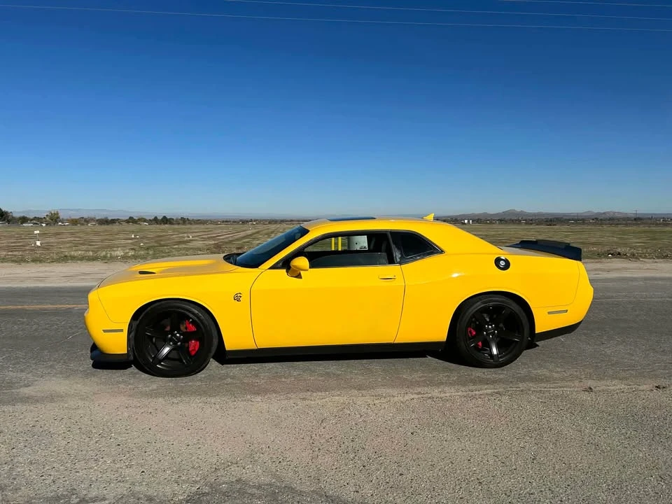 2017 Dodge Challenger SRT Hellcat 3rd Gen - Image 4 of 13