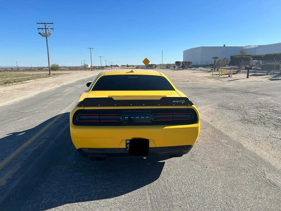 2017 Dodge Challenger SRT Hellcat 3rd Gen - Image 12 of 13